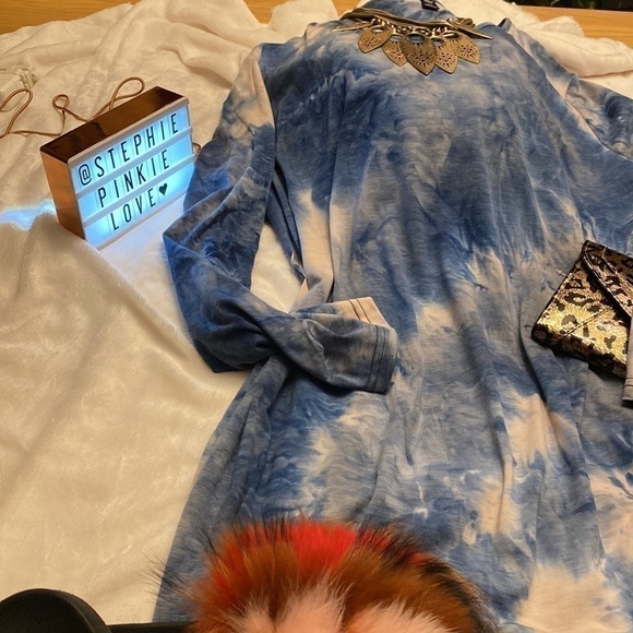 𝅺BEAUTIFUL Blue Tie Dye Dress.   🎉HP 7/11🎉 - Picture 9 of 12